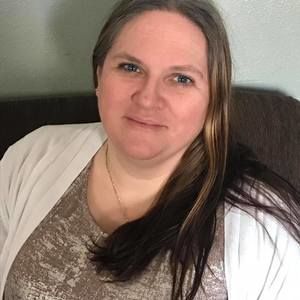 Meet your Posher, Holly